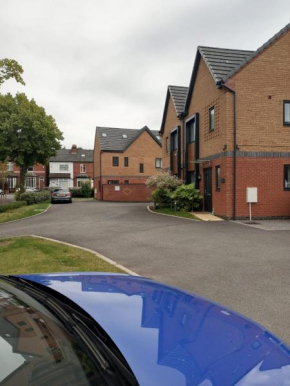 5 Bedroom Spacious Home